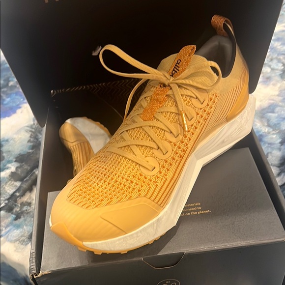 Allbirds Men\'s Athletic Shoes in Mustard Yellow